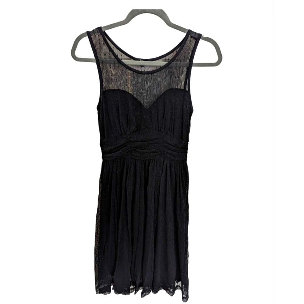Black illusion sweetheart neckline mesh dress